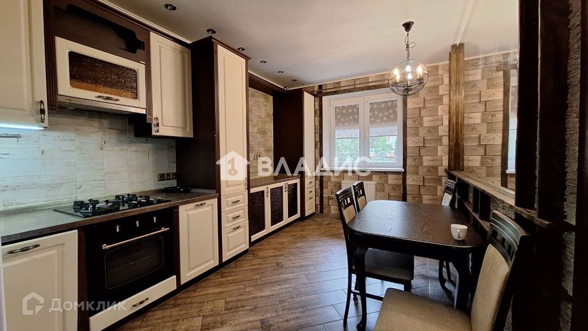 3-комн., 92.1 м², 1/10 этаж