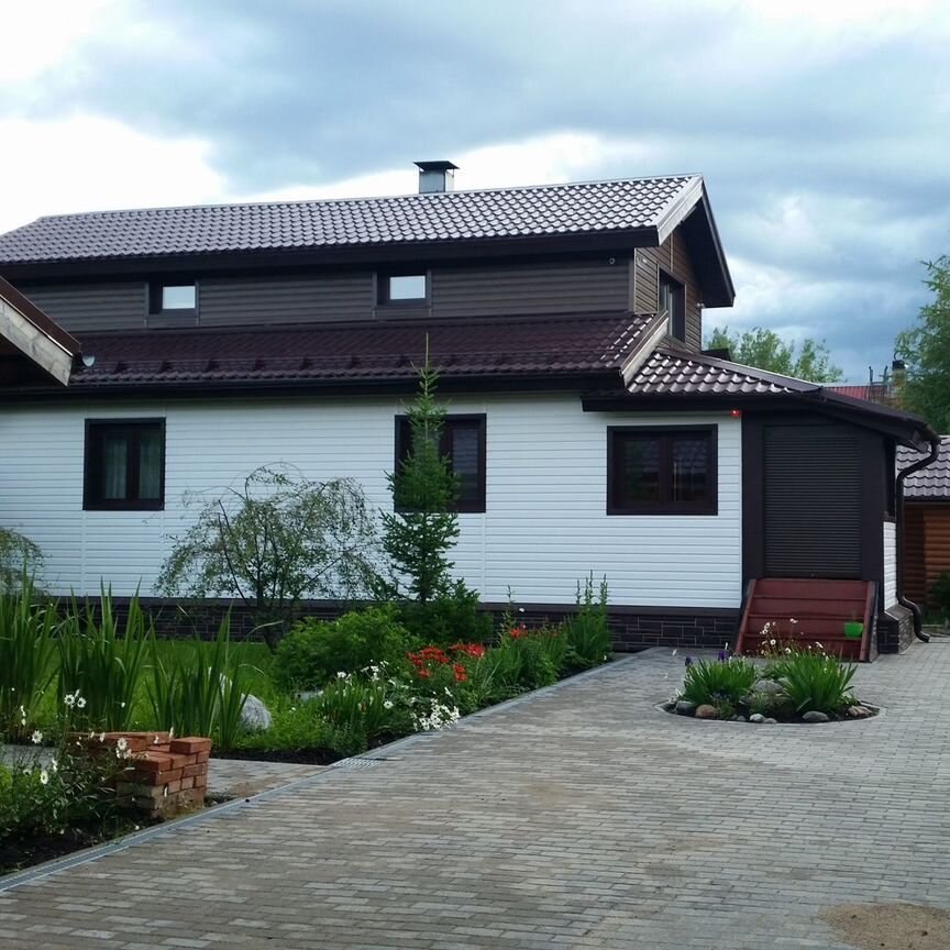 Дом, 100 м², 13 соток