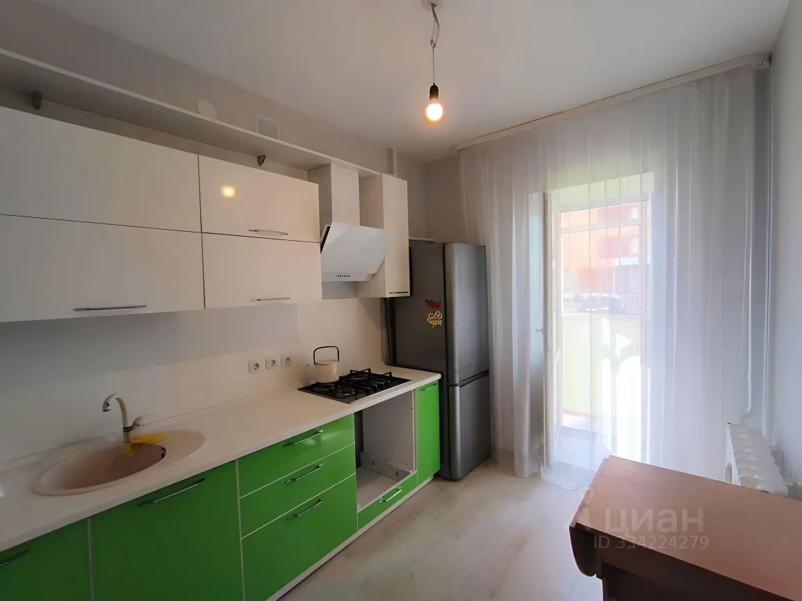 1-комн. квартира, 40 м2, 1/11 этаж