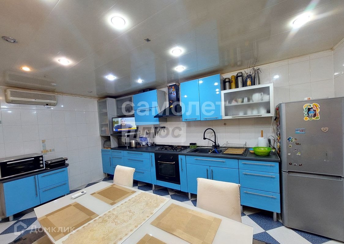 4-комн., 132 м², 2/10 этаж