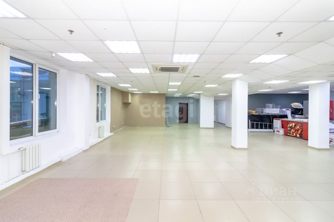 Офис, 198 м², 1/5 этаж