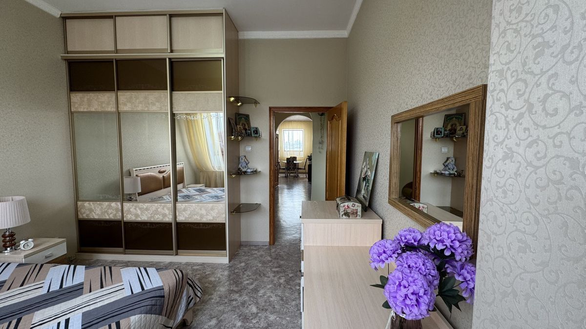 3-комн., 86.9 м², 4/4 этаж