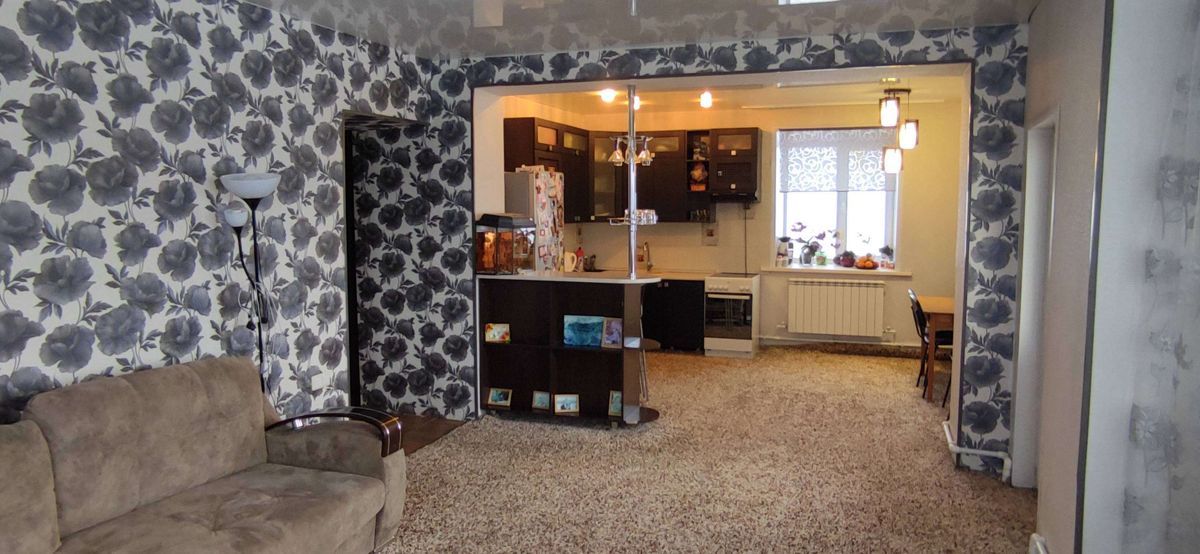 3-комн. квартира, 150 м2, 1/2 этаж