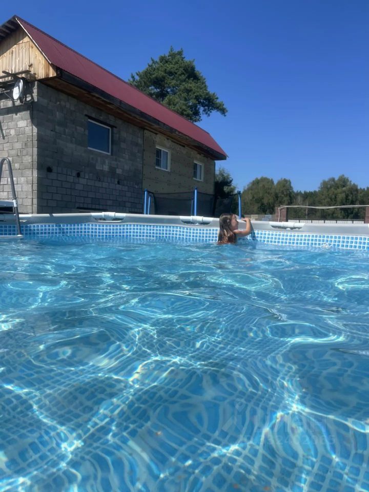 Коттедж, 250 м², 23 сотки