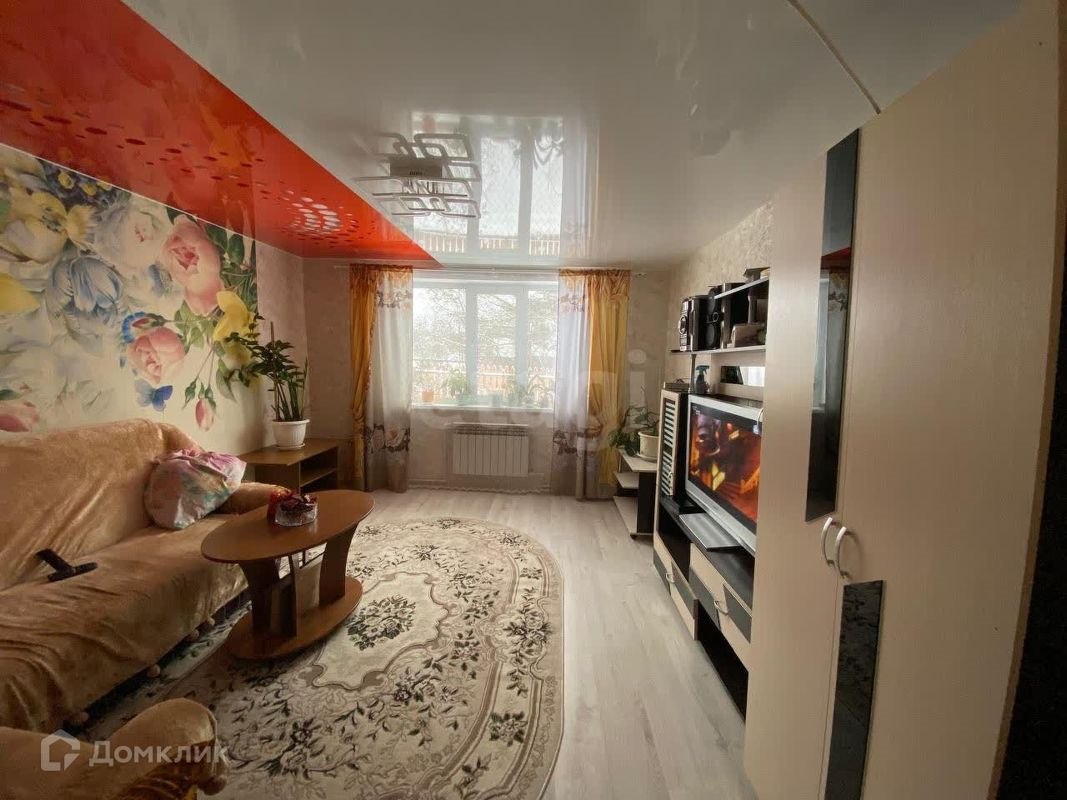 3-комн., 82 м², 1/1 этаж