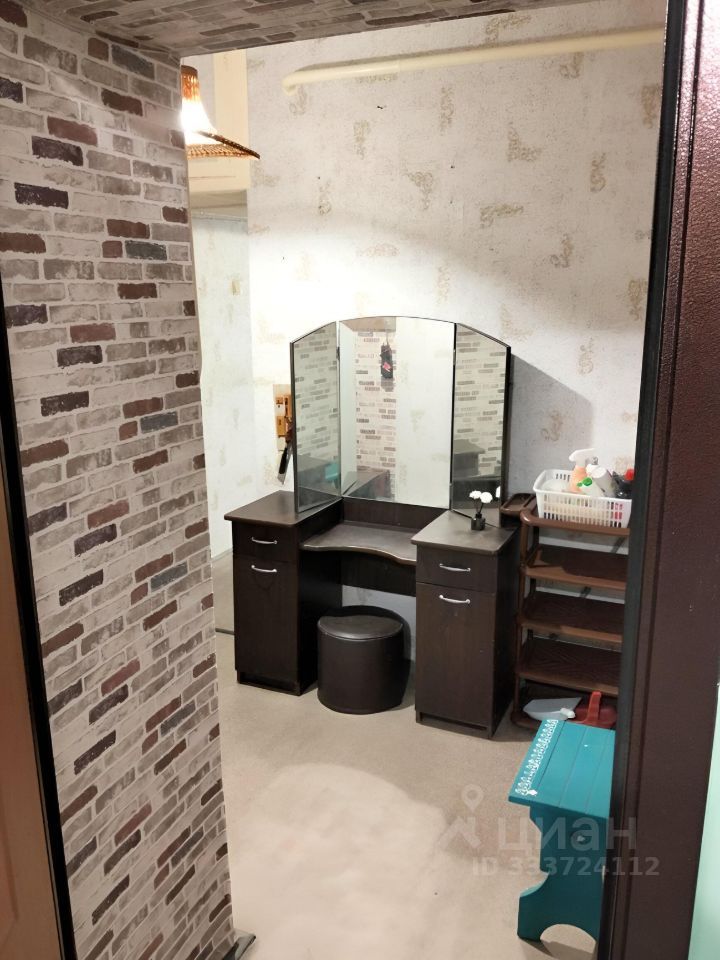 2-комн., 80 м², 2/15 этаж