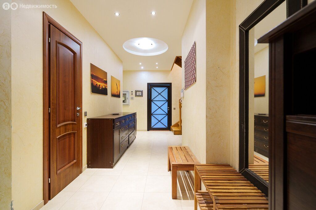 6-комн., 270 м², 8/9 этаж