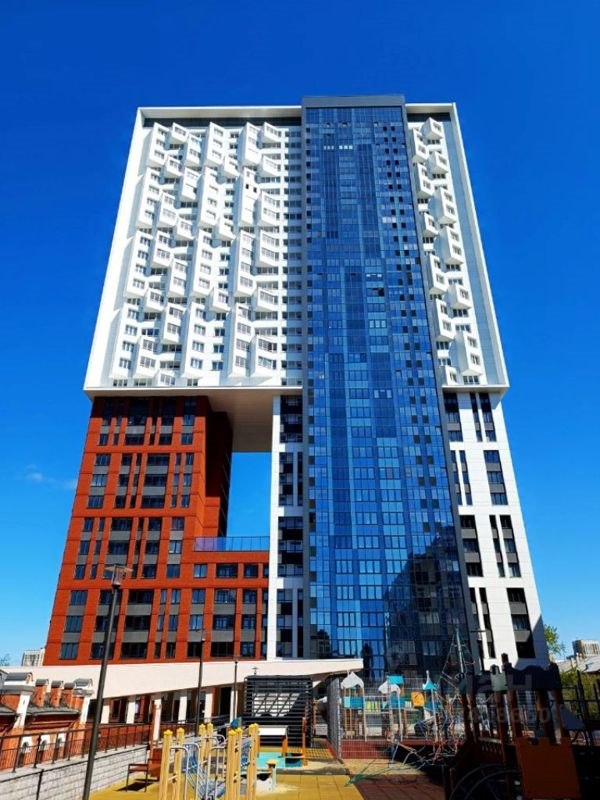 3-комн., 90 м², 32/33 этаж