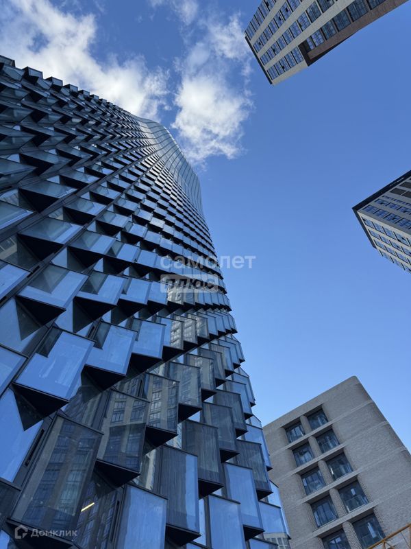 2-комн., 52.65 м², 55/57 этаж