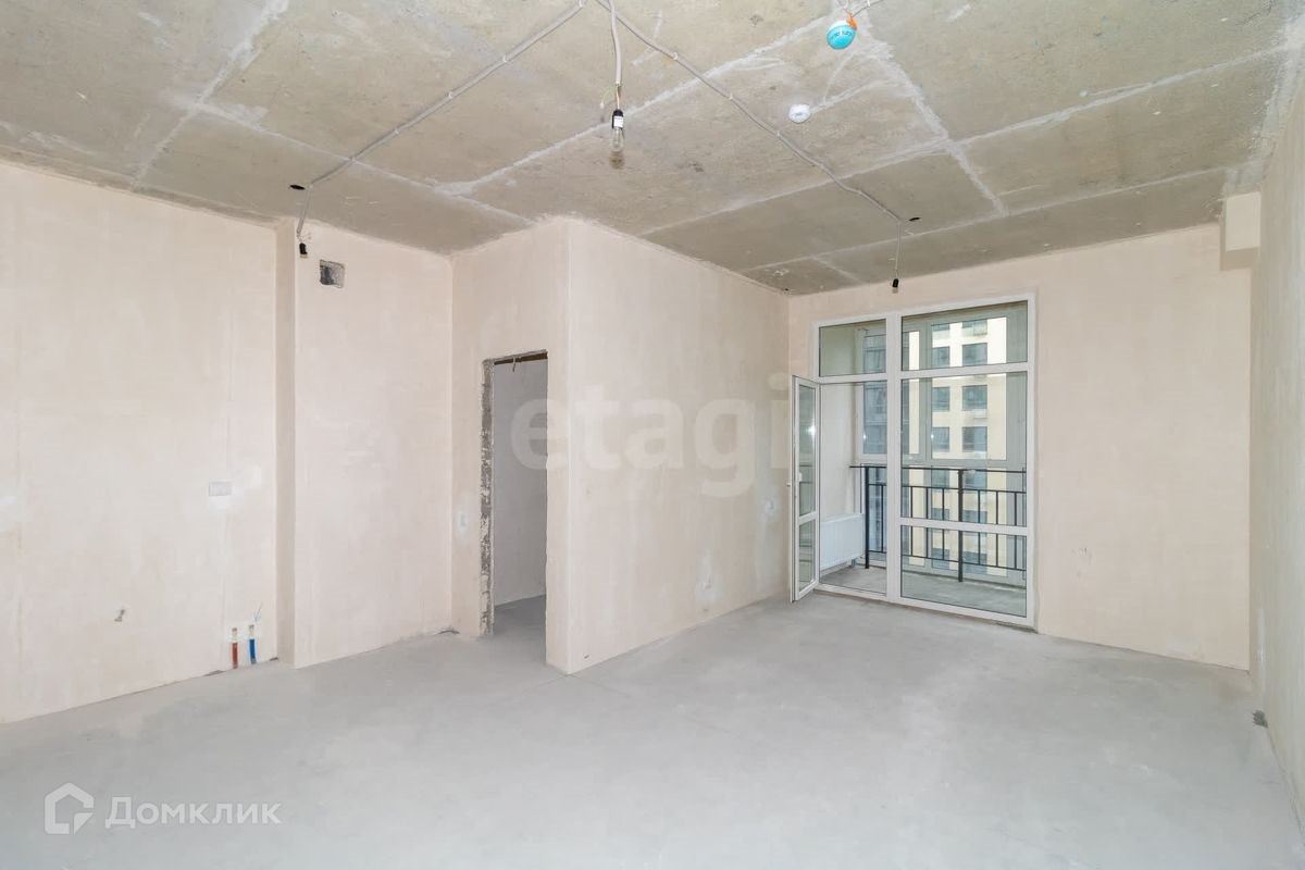 2-комн., 90.12 м², 5/13 этаж