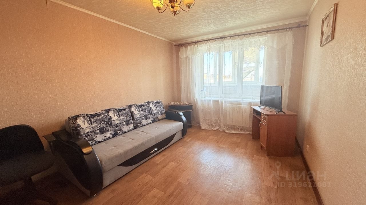 1-комн., 42 м², 10/10 этаж