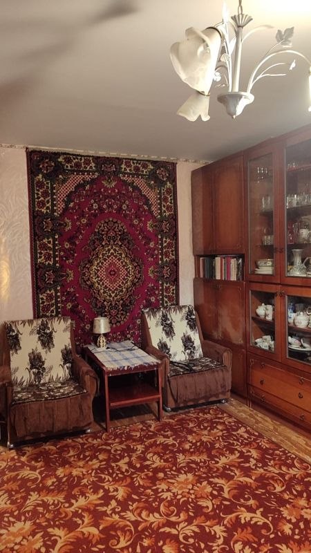 2-комн., 49 м², 1/3 этаж