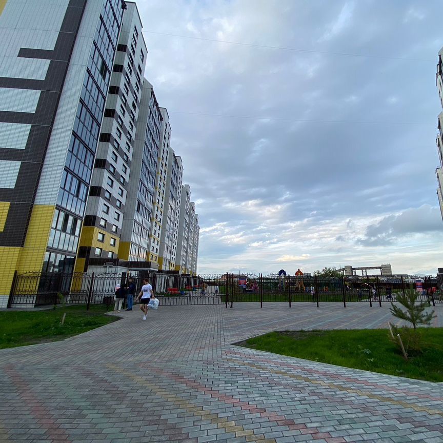 2-комн. квартира, 56 м2, 10/10 этаж