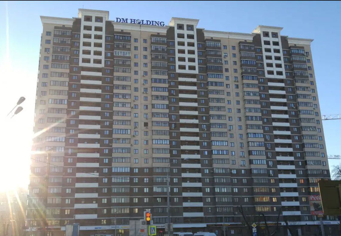 3-комн., 95 м², 2/23 этаж