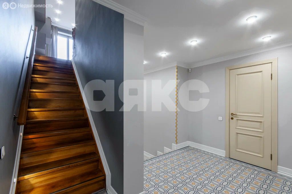 3-комн., Квартира в новостройке, 224.7 м², 2/3 этаж