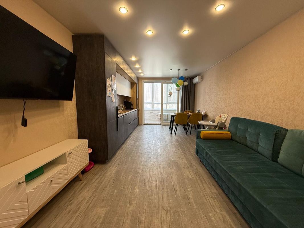 3-комн., 80.6 м², 2/10 этаж
