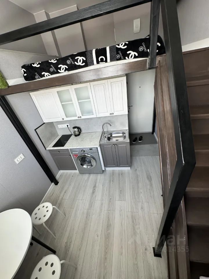 1-комн. квартира, 18 м2, 4/4 этаж