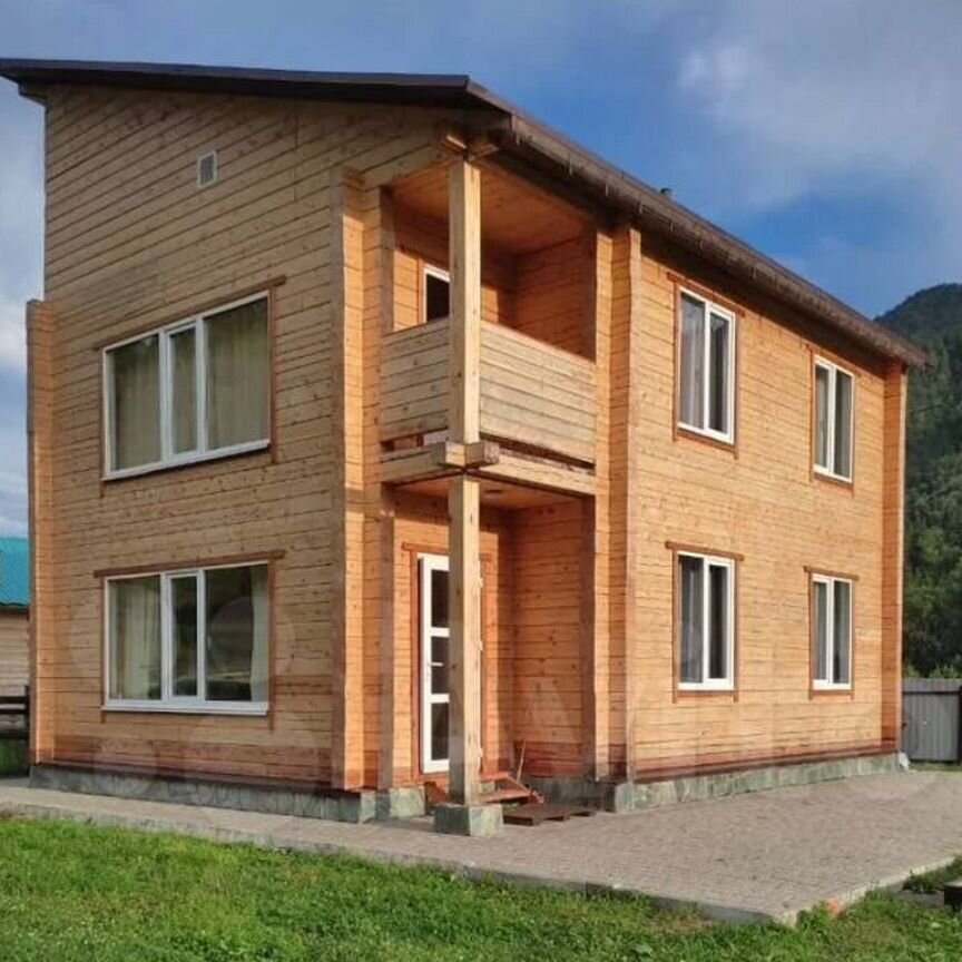 Дом, 100 м², 10 соток