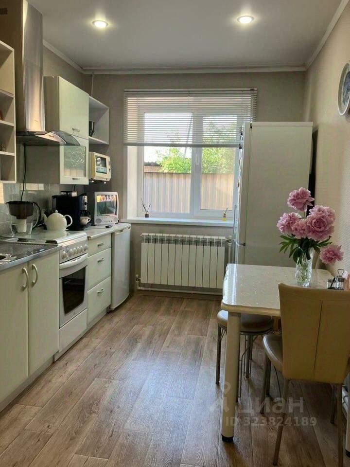 Дом, 95 м², 6 соток