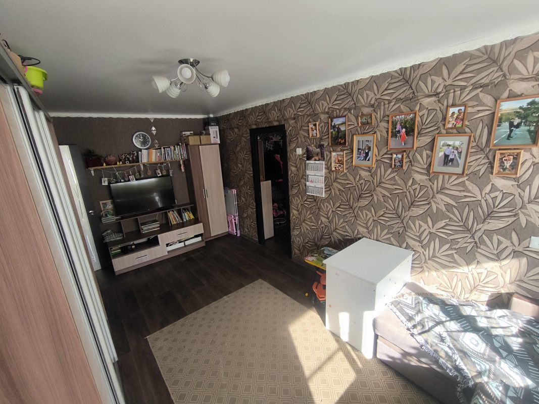 3-комн. квартира, 56 м2, 1/5 этаж