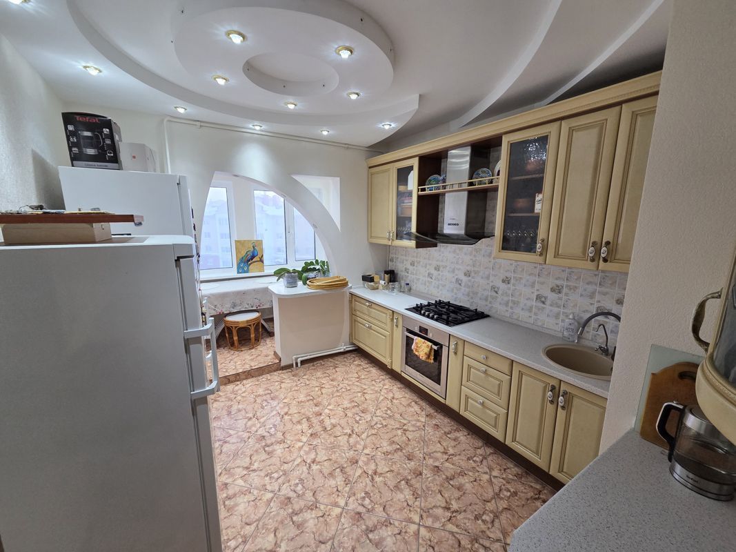 4-комн., 97 м², 5/5 этаж