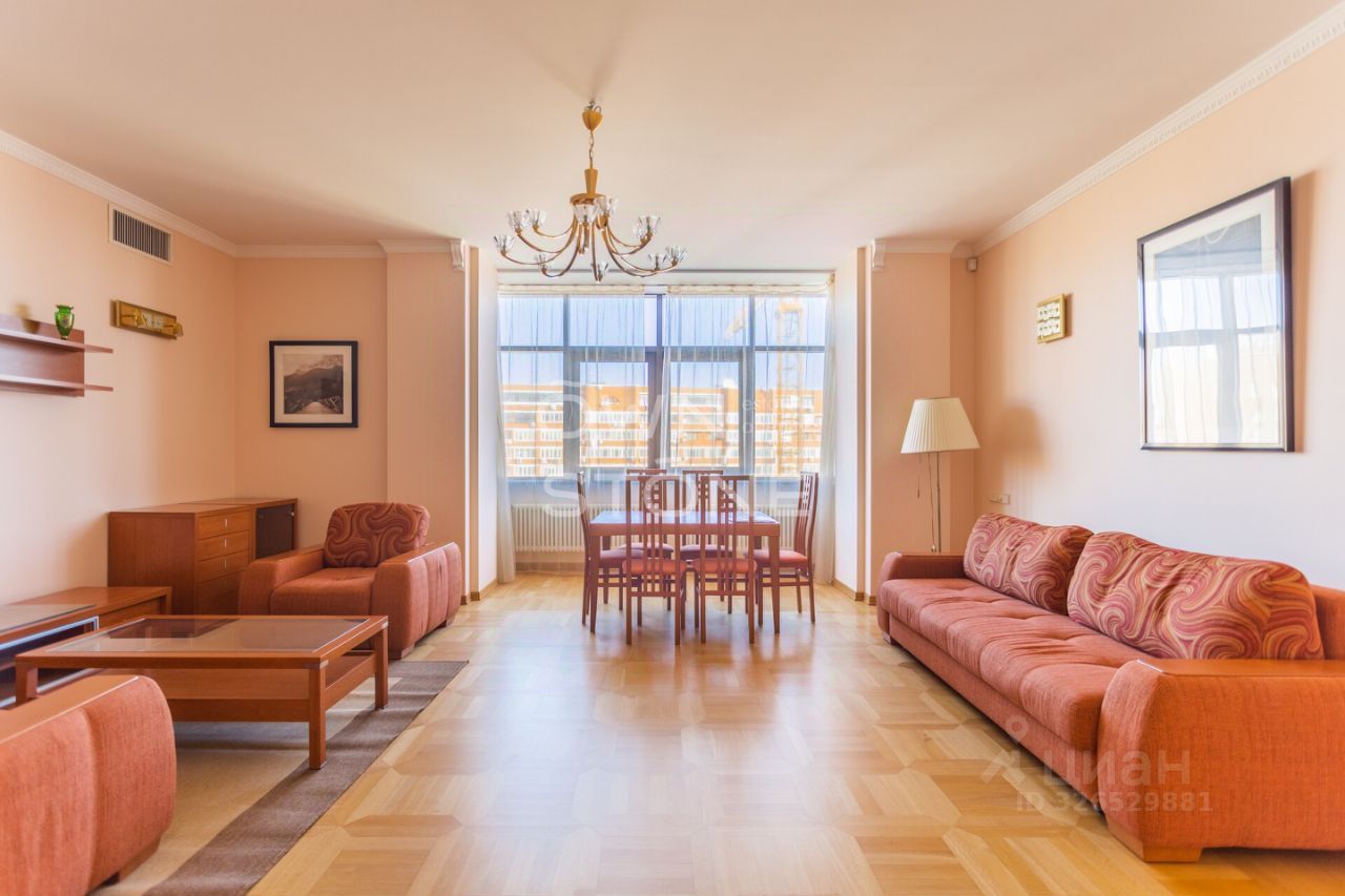 4-комн., 180 м², 9/11 этаж