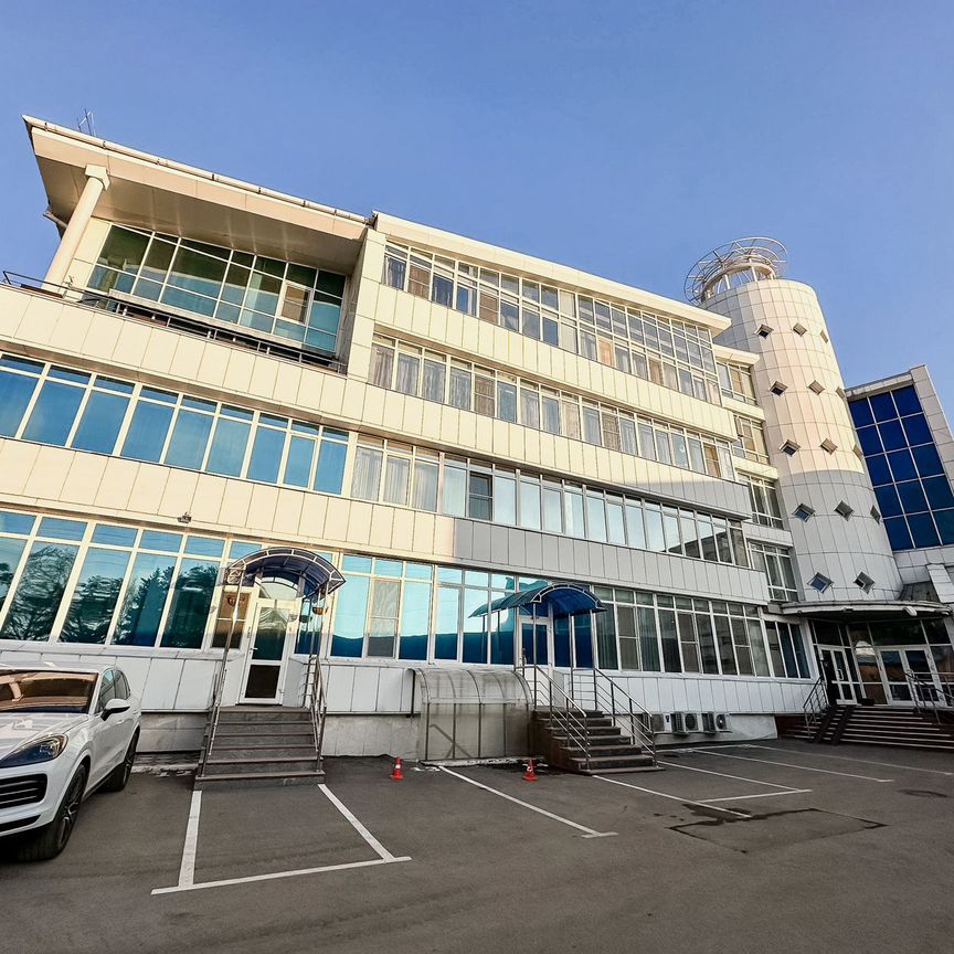 1-комн., 65.2 м², 1/6 этаж