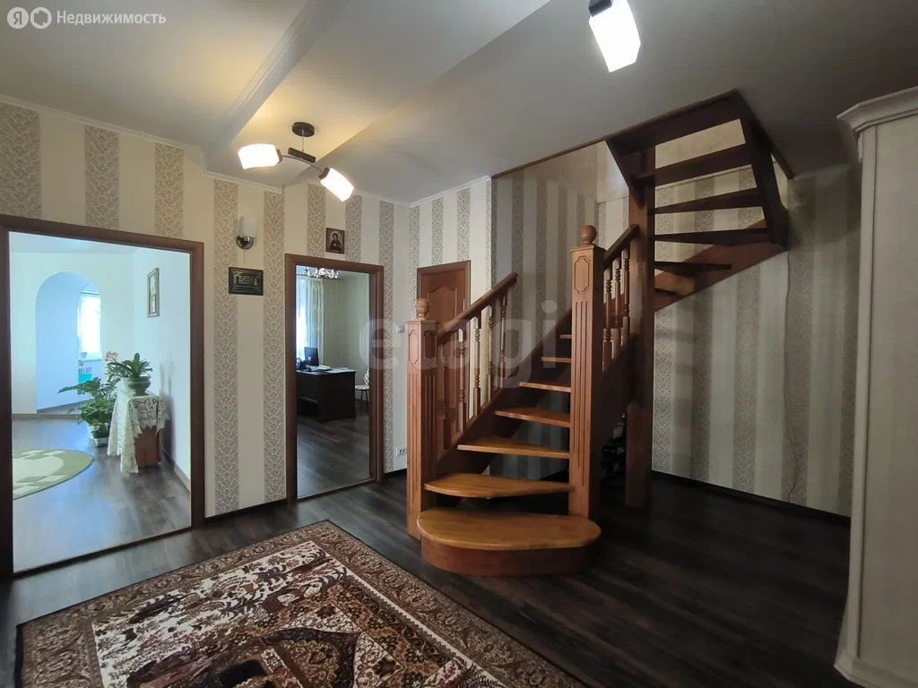 4-комн., Квартира, 186.7 м², 2/3 этаж