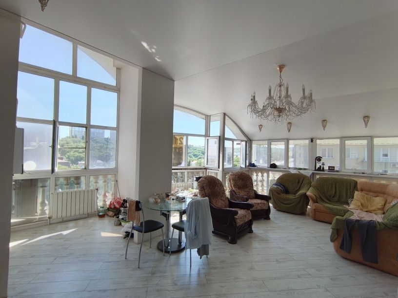 4-комн. квартира, 155 м2, 4/5 этаж