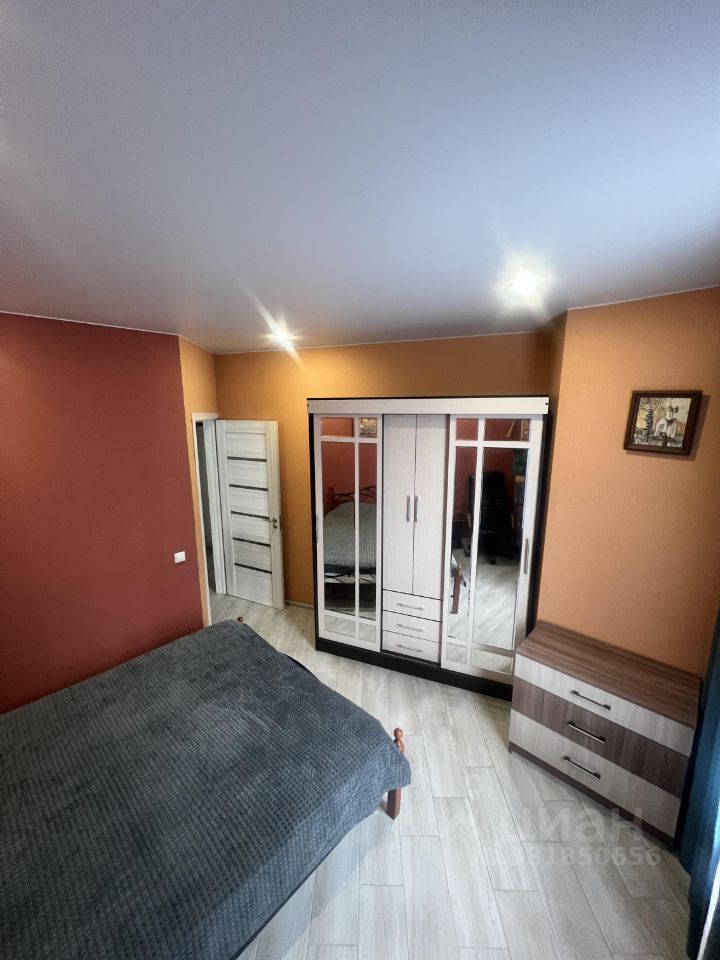 3-комн. квартира, 72 м2, 1/4 этаж