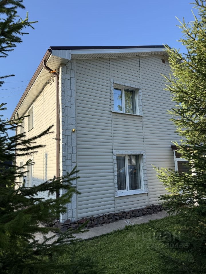 2-этажный дом, 200 м², 9 соток