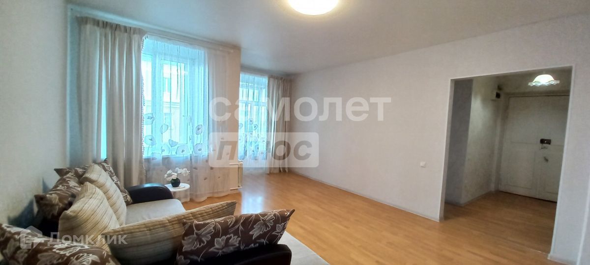 2-комн. квартира, 59.8 м², 4/4 этаж
