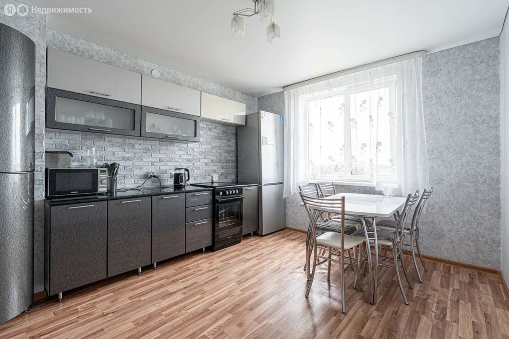 2-комн. квартира, 62 м2, 7/19 этаж