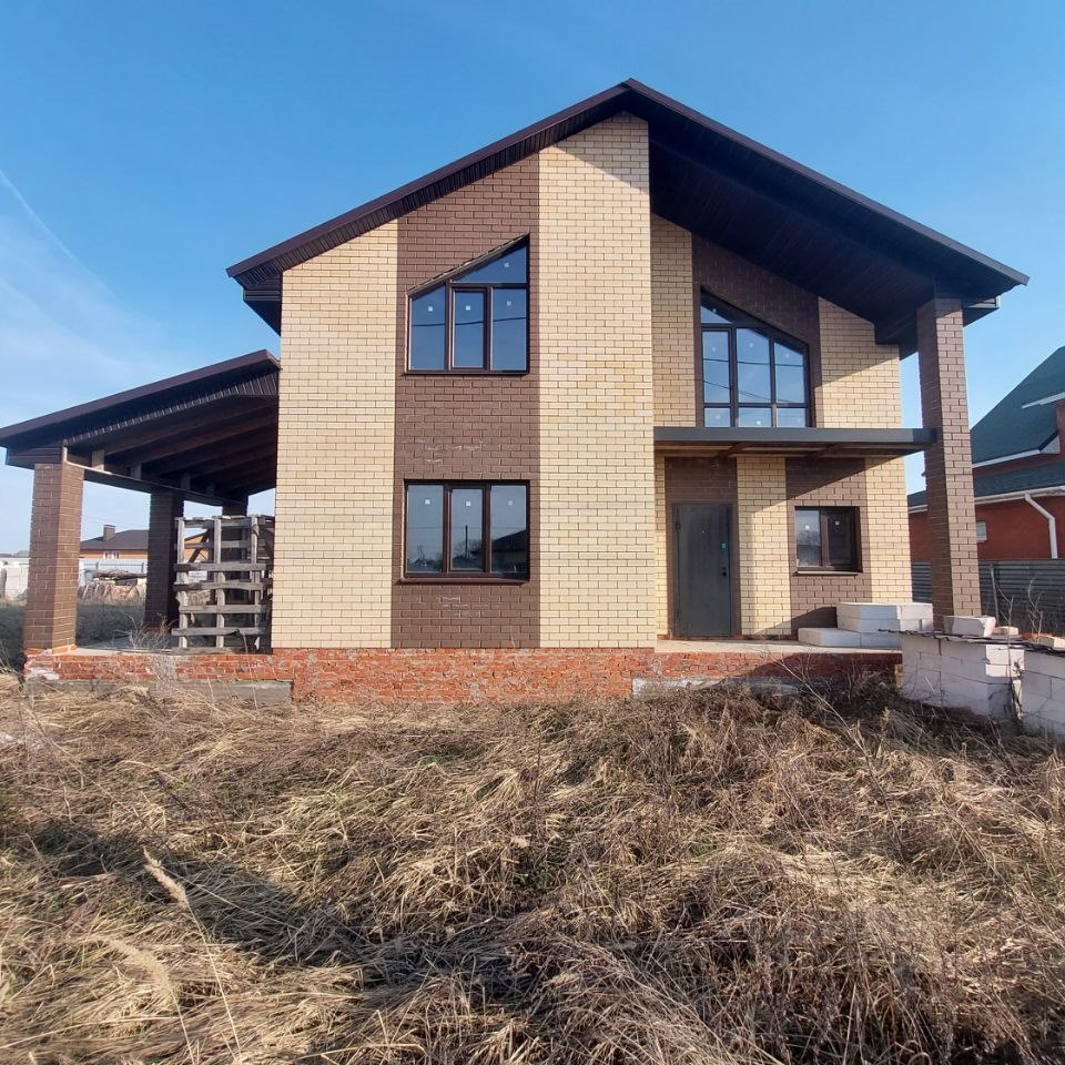 Коттедж, 184 м², 7 соток