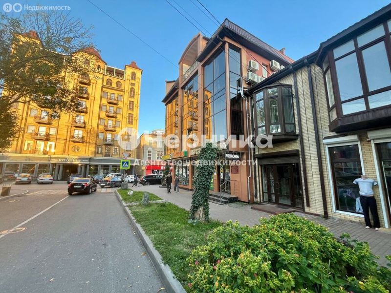 ПСН, 70 м², 1/2 этаж