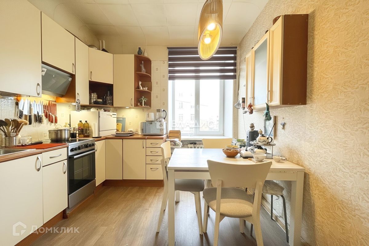 2-комн., 68.2 м², 2/4 этаж