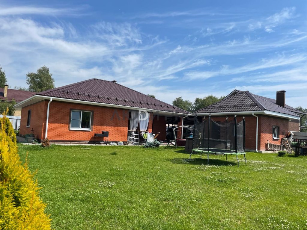 Дом, 90 м², 8 соток