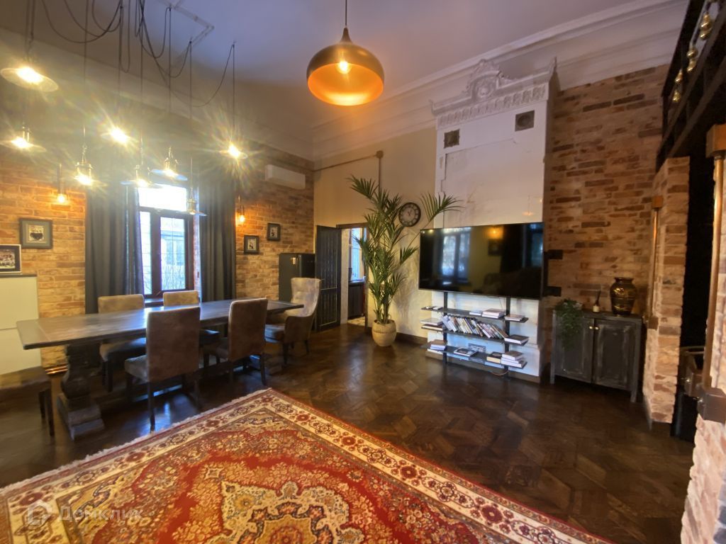 1-комн., 50 м², 1/2 этаж