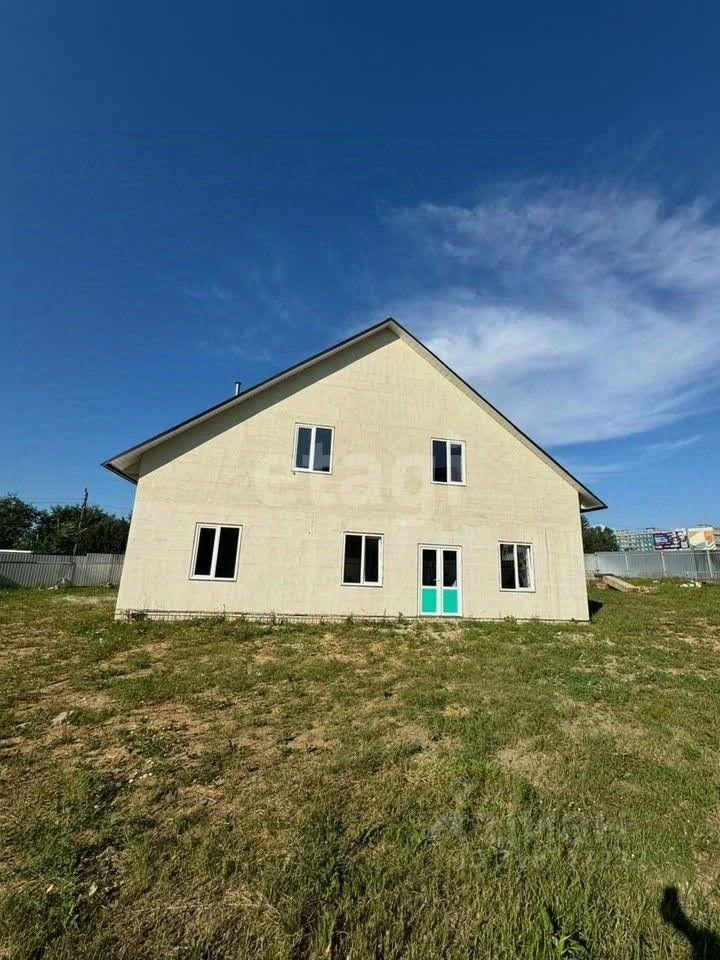 Дом, 215 м², 12 соток