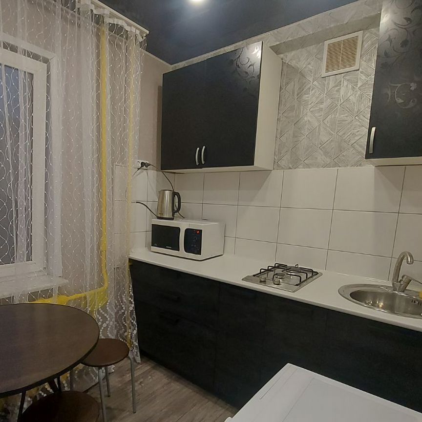 2-комн., 36.3 м², 3 этаж