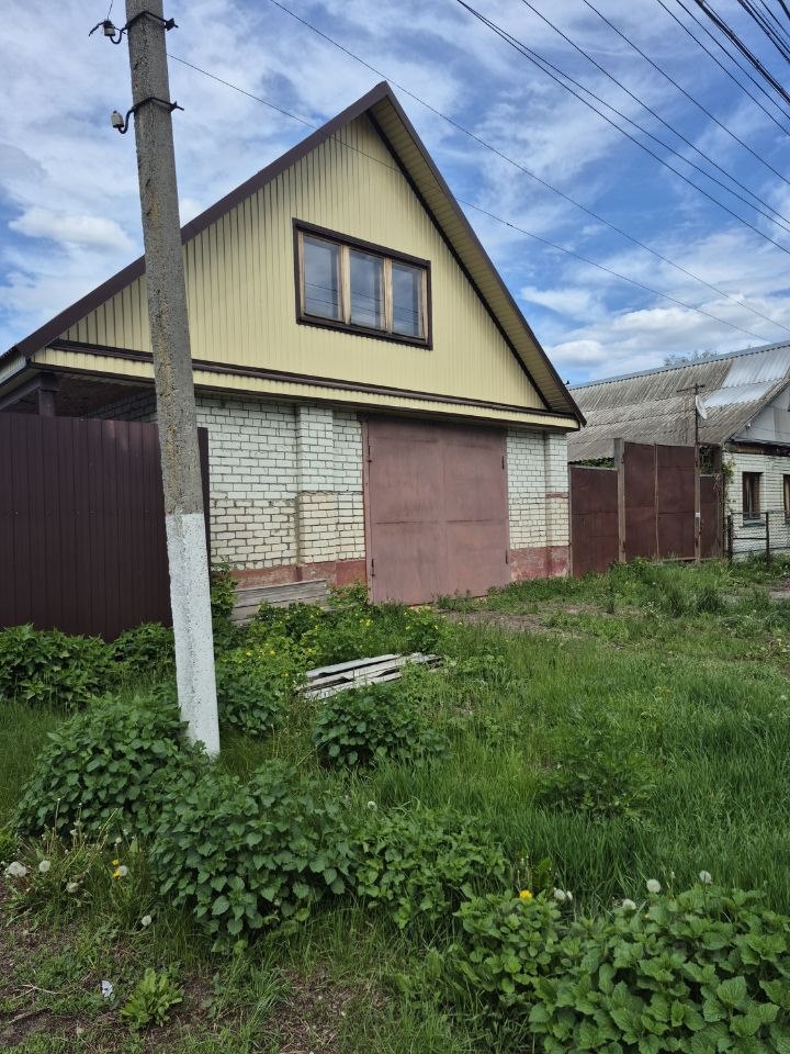  дом, 114 м², 8.5 соток