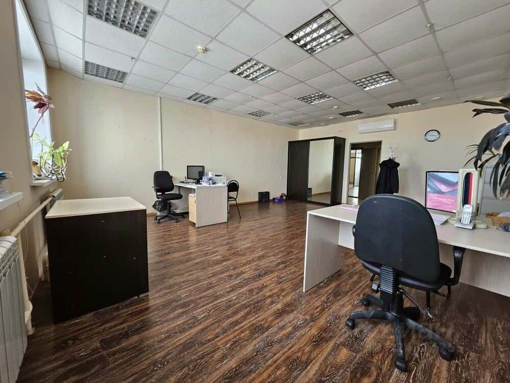 Офис, 52 м², 4/4 этаж