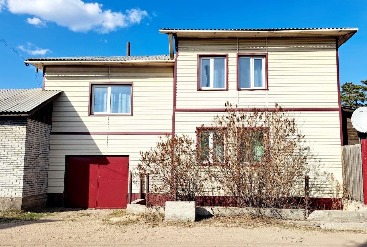 Дом, 250 м², 10 соток