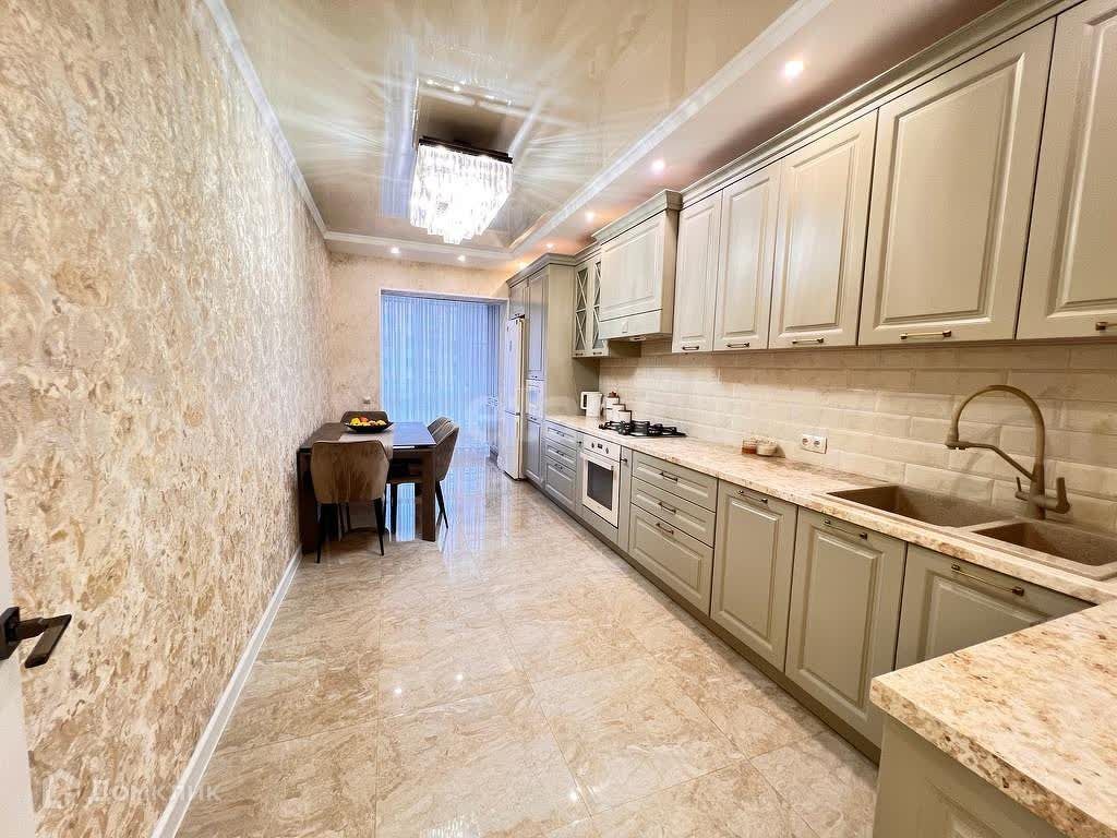 3-комн., 110 м², 3/6 этаж