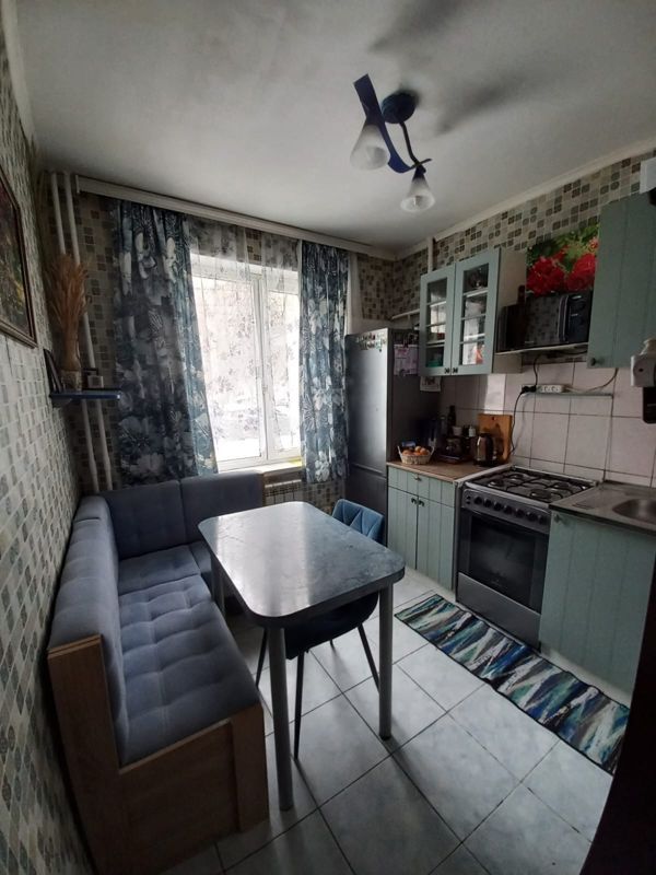 3-комн., 58 м², 1/9 этаж