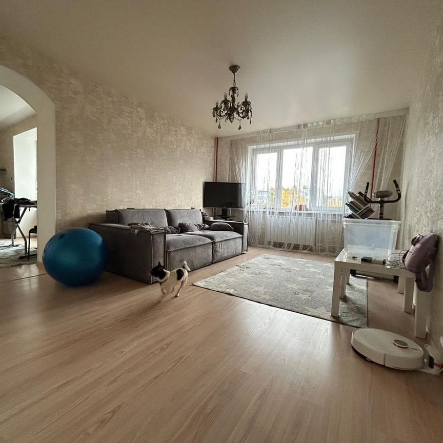 4-комн. квартира, 76 м2, 3/5 этаж