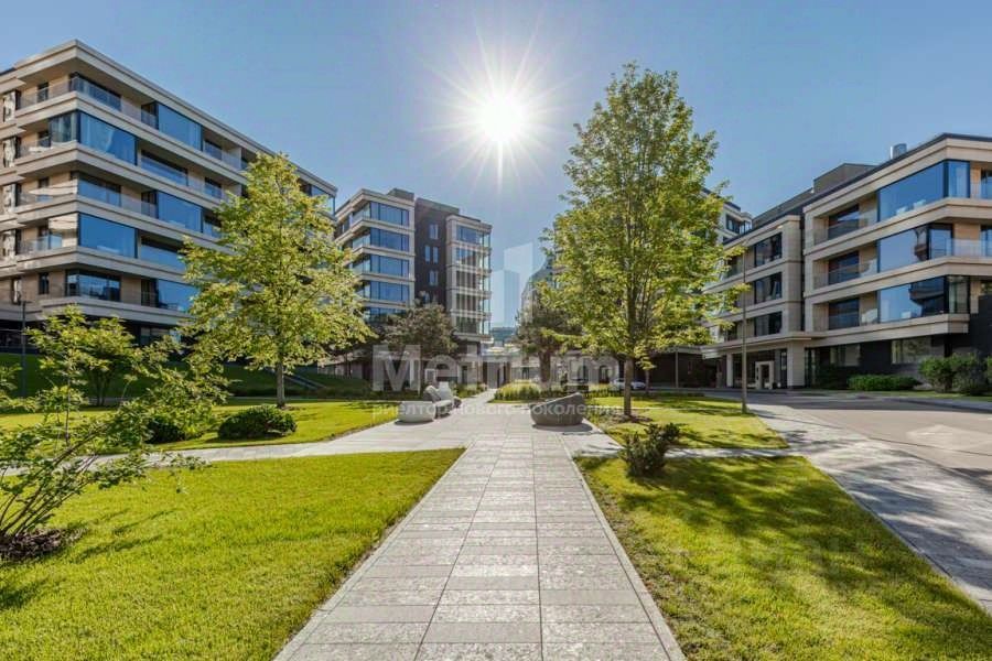 4-комн., 222.8 м², 4/6 этаж