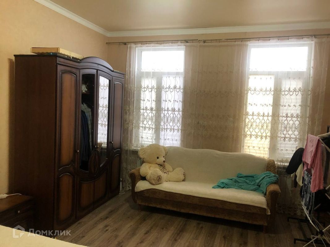 1-комн., 42 м², 1/1 этаж