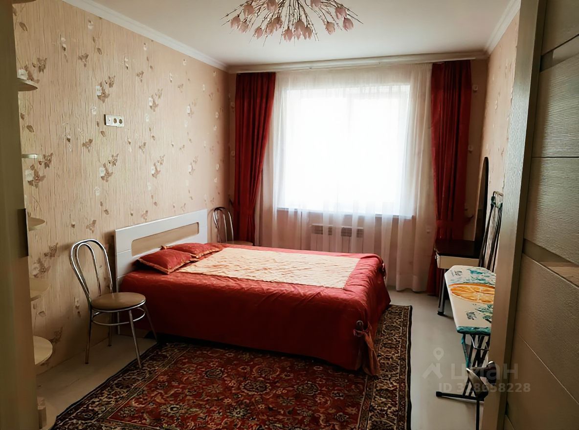 2-комн., 65 м², 8/10 этаж