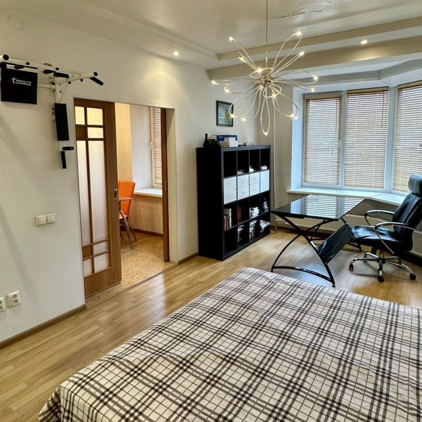 1-комн., 42 м², 5/5 этаж